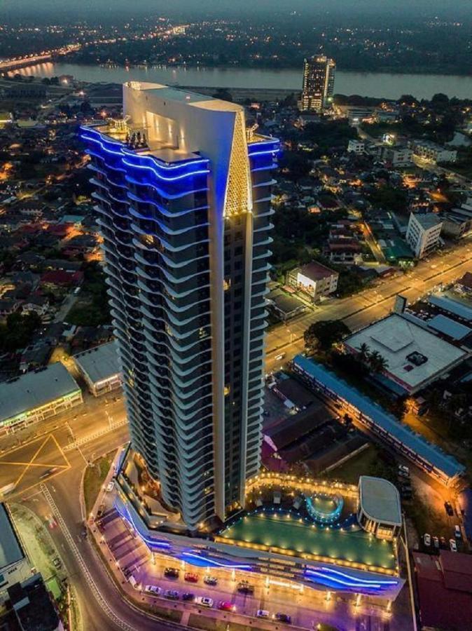 Apartemen 69 m² dengan 2 kamar tidur dan 1 kamar mandi pribadi di Pusat Kota Bharu Bagian luar foto